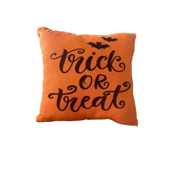 Unbranded Other - Glow in Dark Halloween Throw Pillow 12x12